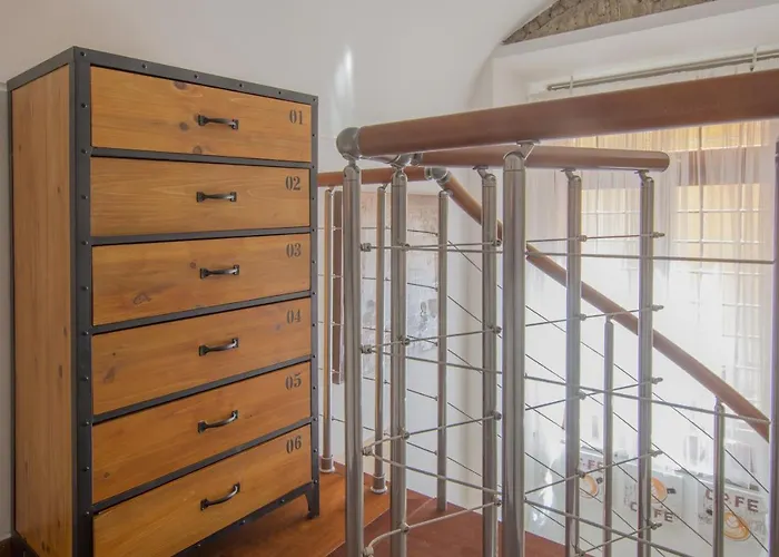 Spanish Steps Mini-Loft
